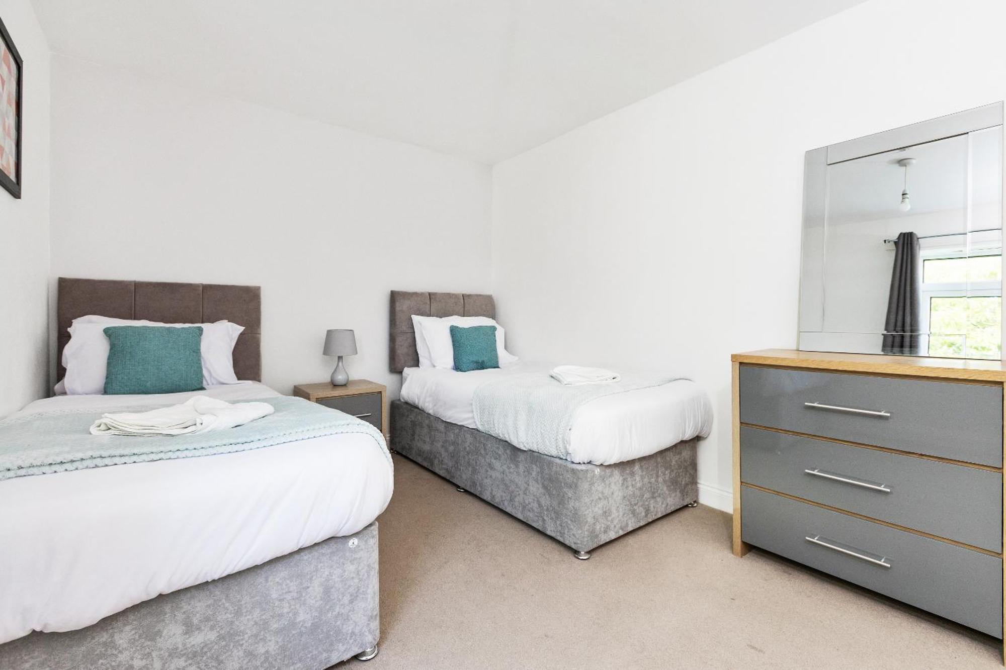 Apartamento Opp B'Ham - Freshly Refurbished Walls And Carpets! Big Savings Booking 7 Days Or More! Marston Green Exterior foto